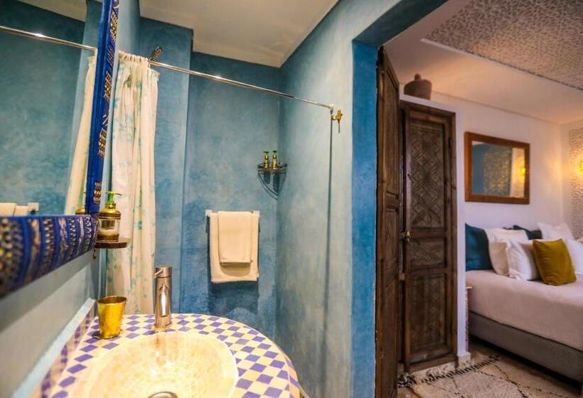 اتاق استاندارد سه نفره, Riad Beni Sidel