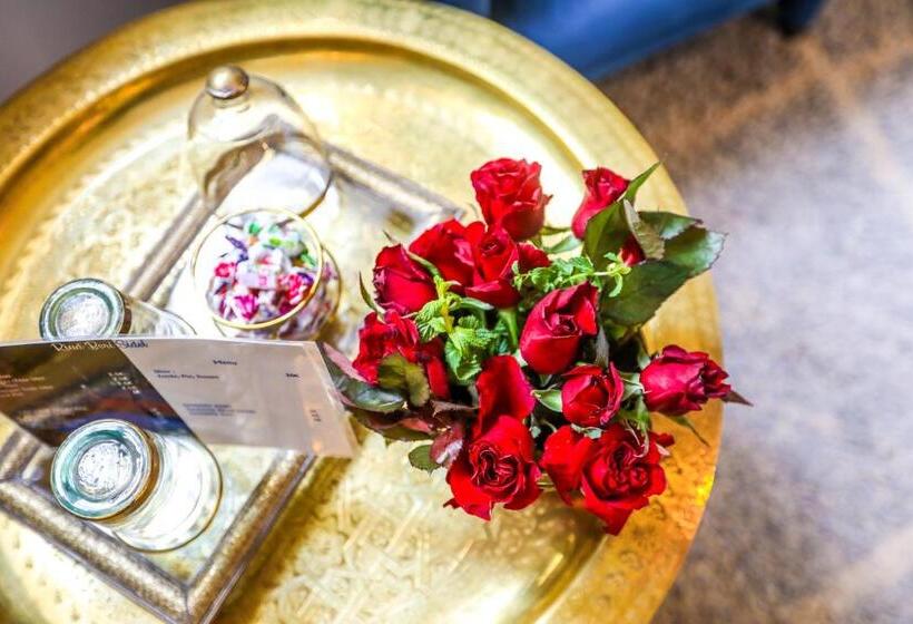 اتاق استاندارد سه نفره, Riad Beni Sidel