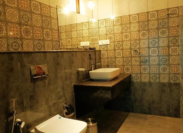Номер Стандарт, Napier Heritage By Velvet Hotels