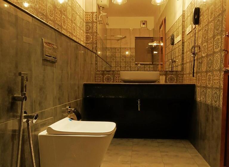 اتاق کلاب, Napier Heritage By Velvet Hotels