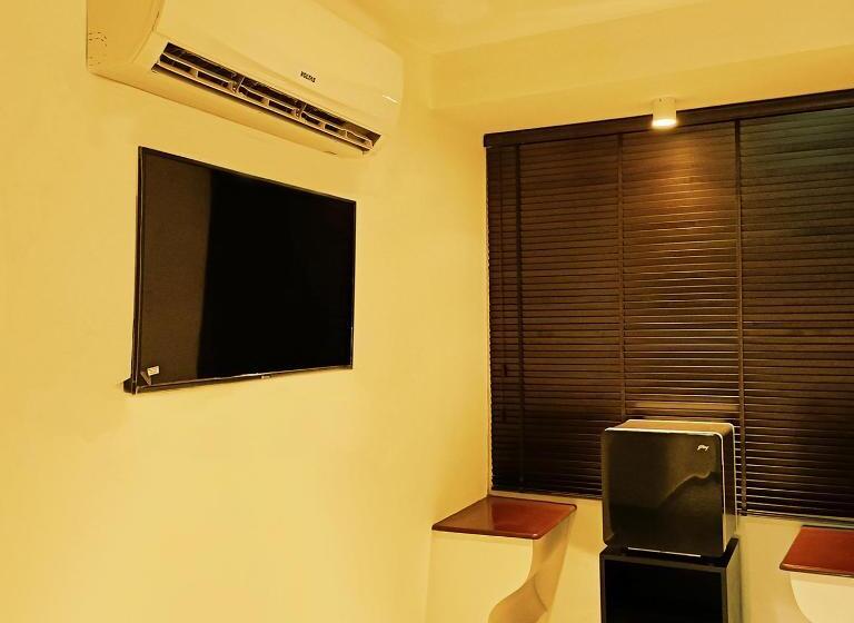 اتاق کلاب, Napier Heritage By Velvet Hotels