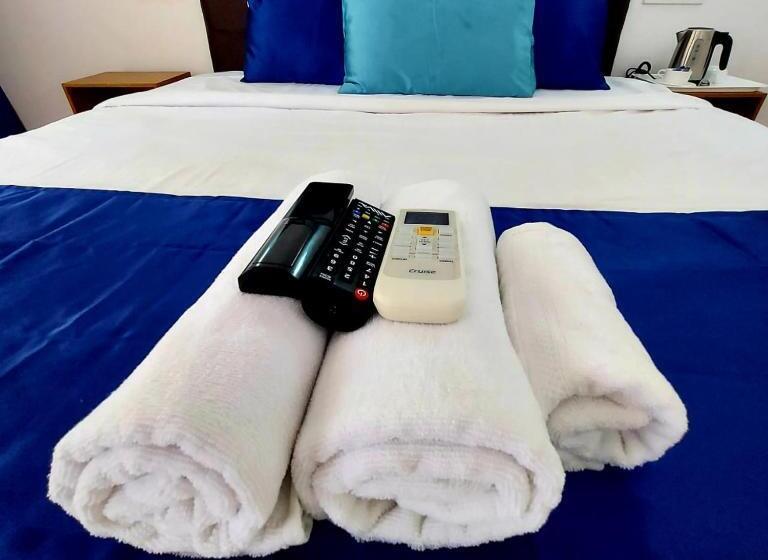 غرفة ديلوكس مطلّة علي البحر, Lemon Grass Resort & Spa