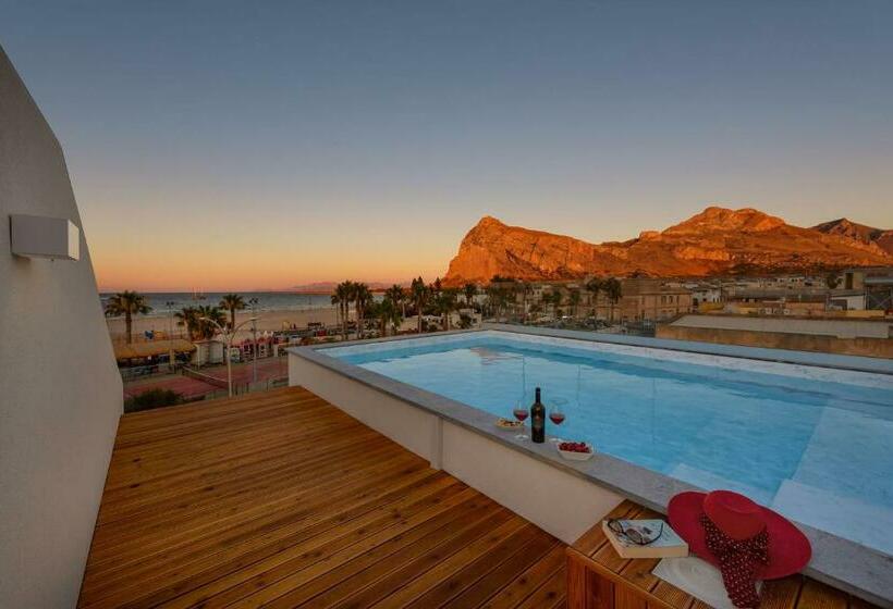 דירת חדר נוף לים, Residence Luce Del Mare