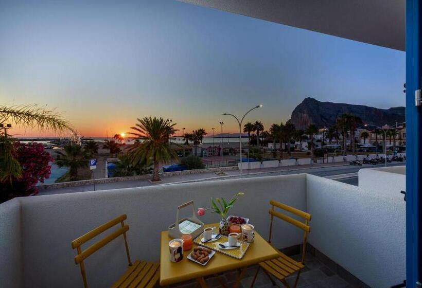 דירת חדר נוף לים, Residence Luce Del Mare