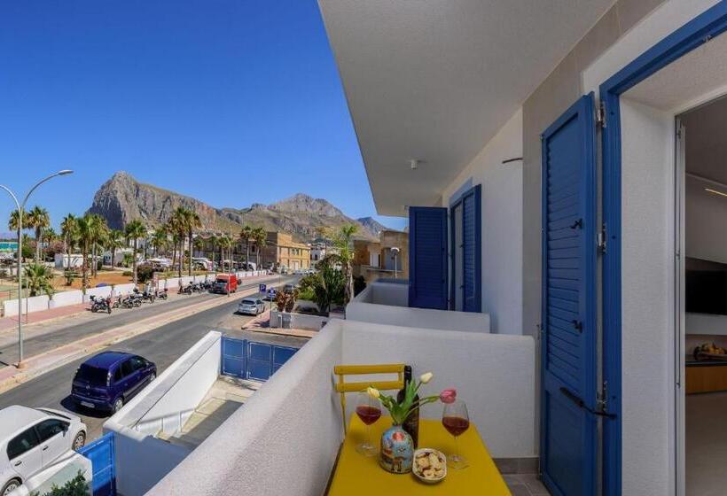 דירת חדר נוף לים, Residence Luce Del Mare