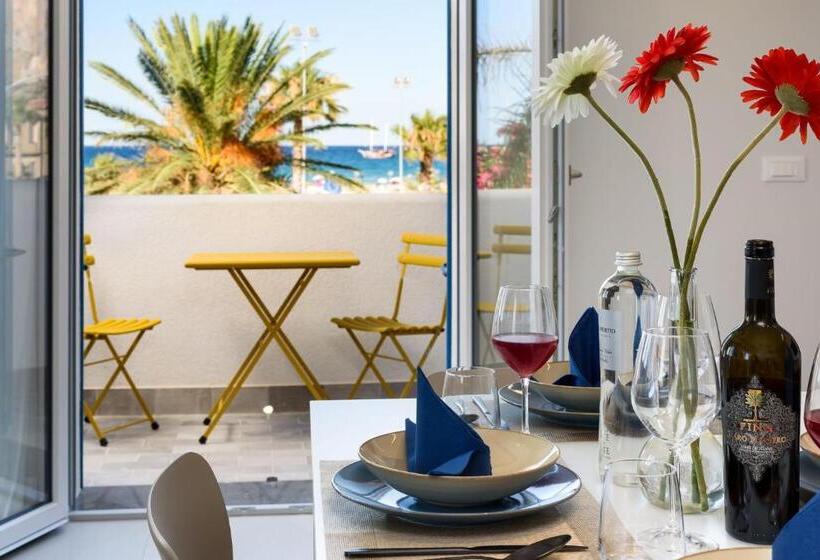 דירת חדר נוף לים, Residence Luce Del Mare