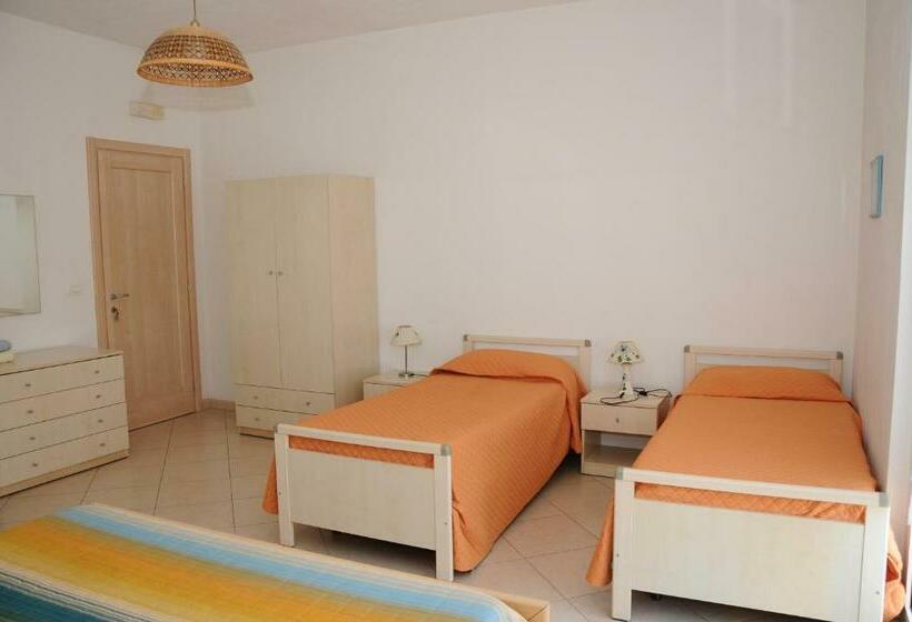 4인용 스탠다드 룸, B&b Il Giardinetto Pachino