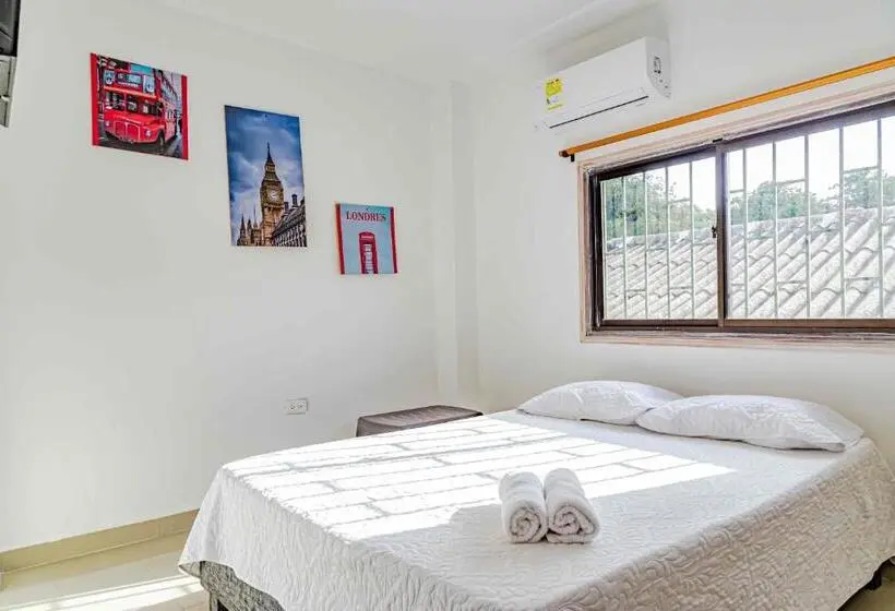 Standard room with outdoor bath, Luna Cartagena Airport