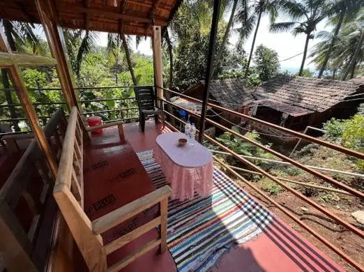 Chambre Deluxe Vue Mer Latérale, Shiv Sai Huts