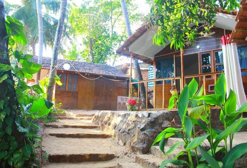 经济房, Shiv Sai Huts
