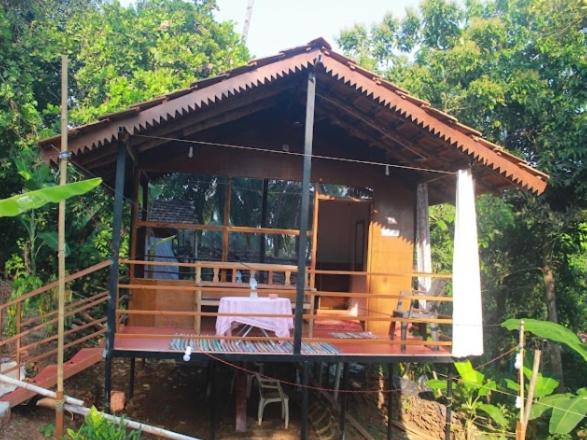 一居室高级别墅, Shiv Sai Huts