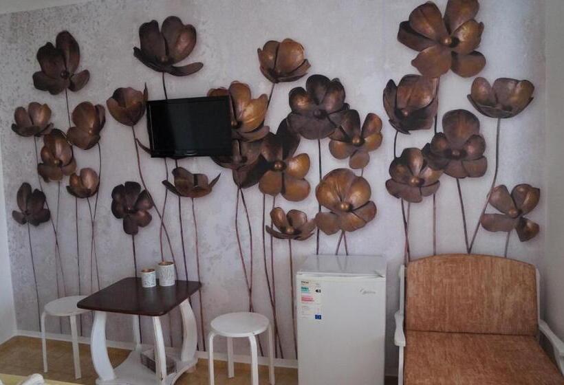 バルコニー付きスタンダードルーム, Guest House аnestievi