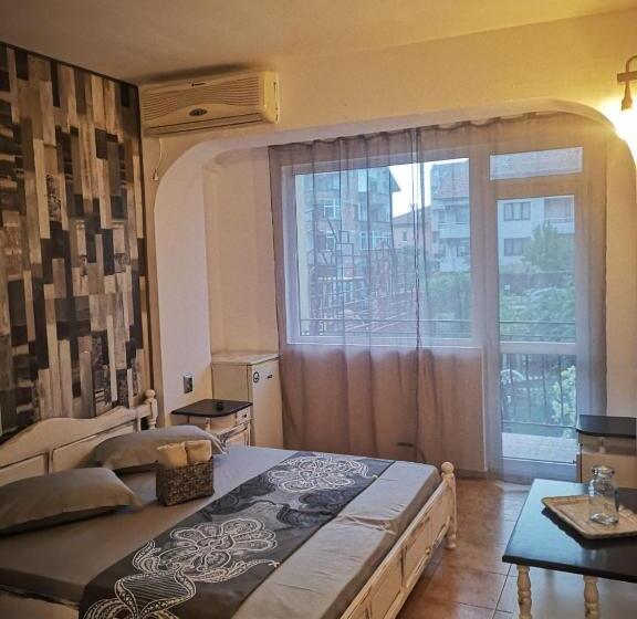 スタンダードルーム, Guest House аnestievi