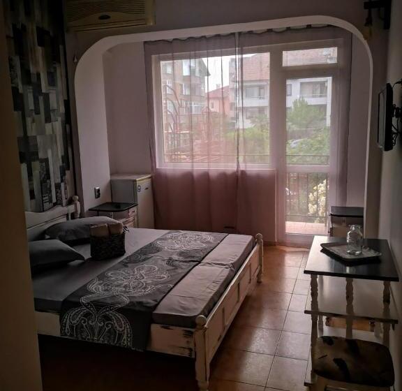 スタンダードルーム, Guest House аnestievi