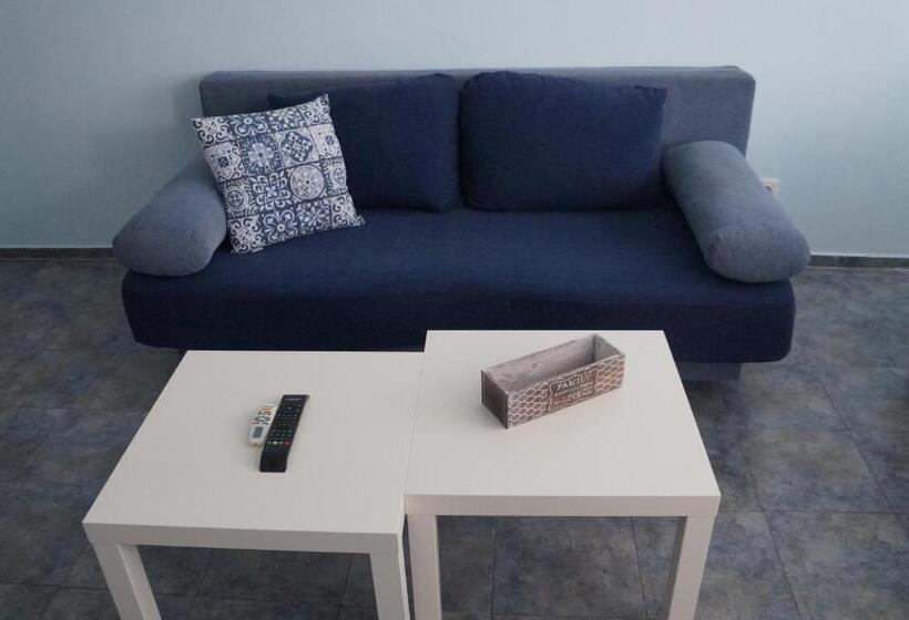 デラックスファミリールーム, Guest House аnestievi