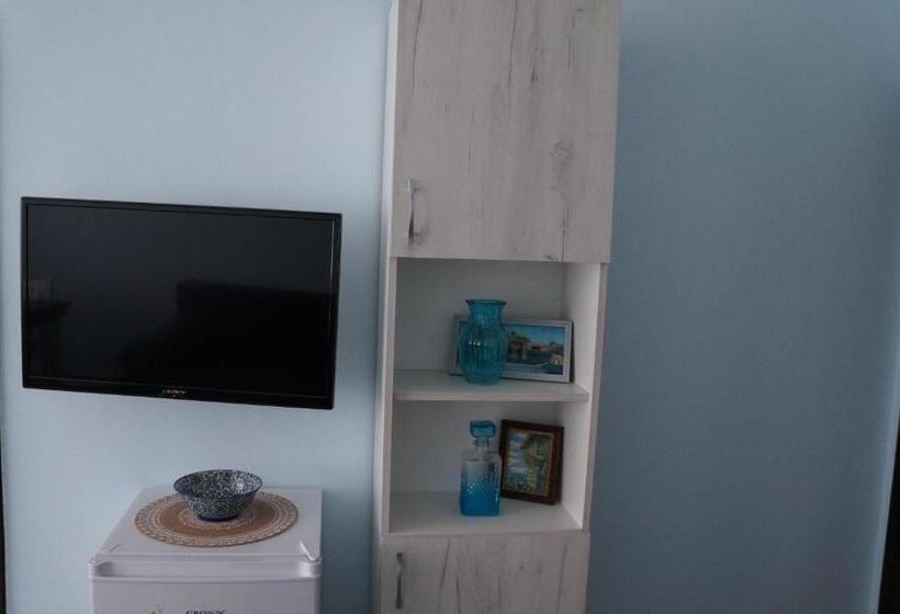 デラックスファミリールーム, Guest House аnestievi