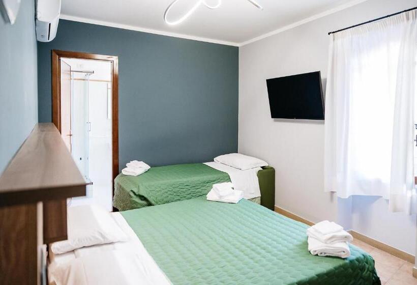 디럭스 룸, Roof Garden Rooms