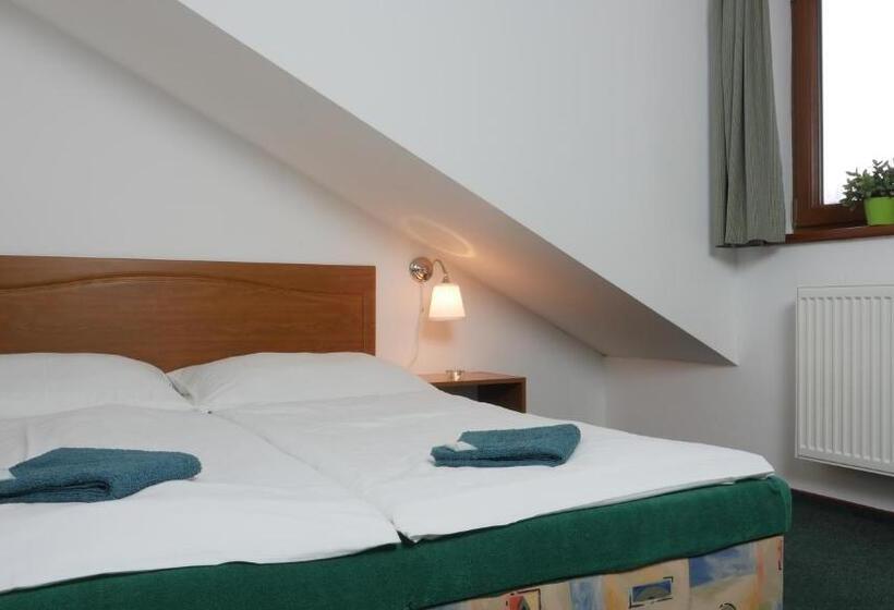 شقة غرفتين, Pension Aspen Harrachov