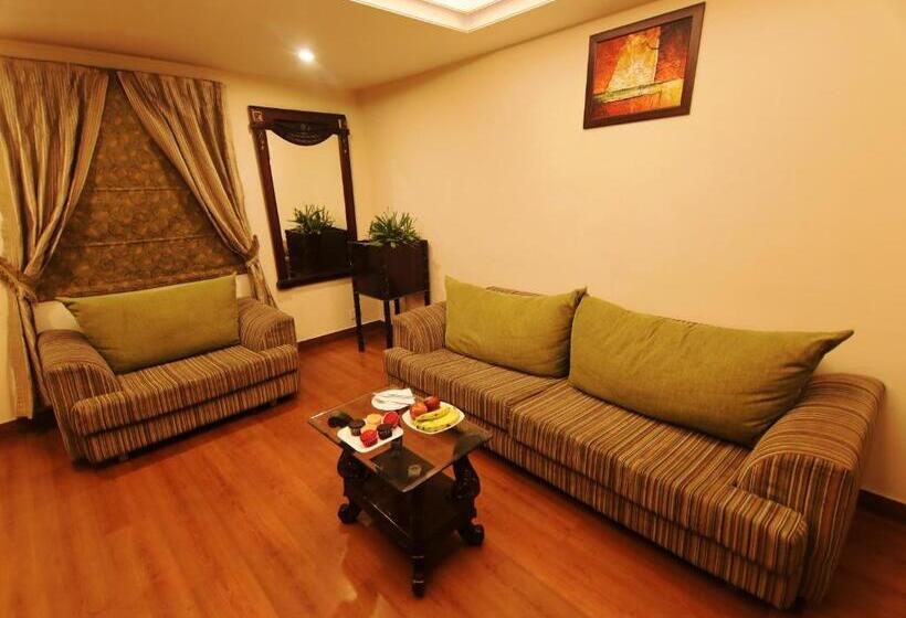 Люкс, Regenta Place Amritsar By Royal Orchid Hotels Limited
