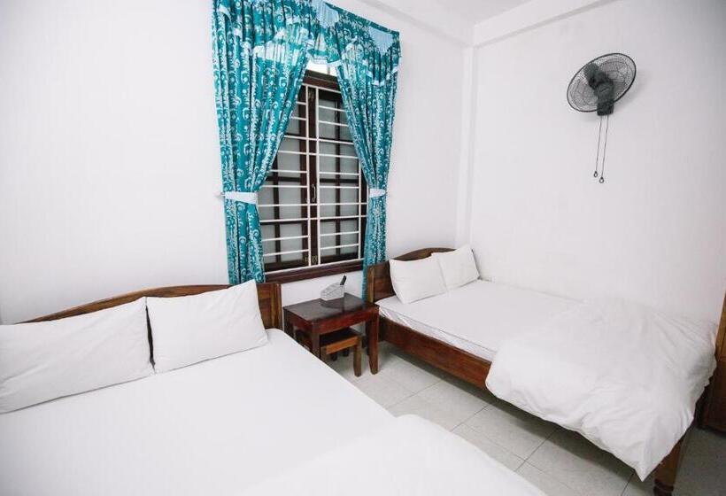 اتاق لوکس, Lum Dong Tien