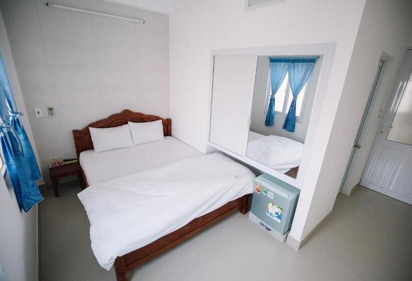 اتاق سوپریور یک تخته, Lum Dong Tien