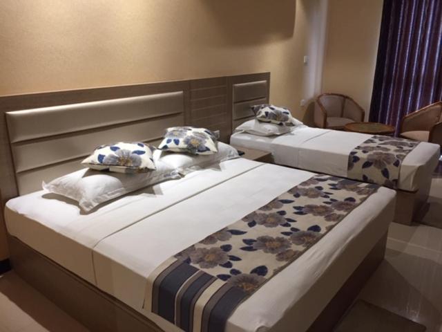 Семейный Номер, Peradeniya Rest House