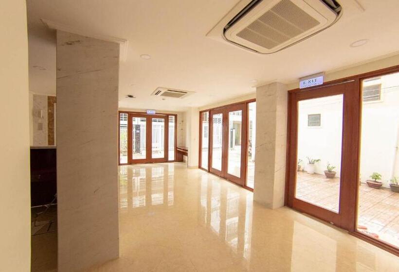 اتاق لوکس, Trường Hải
