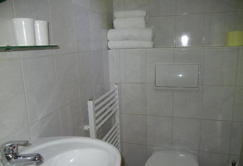 חדר סטנדרט עם מרפסת, Haus Hepi B&b