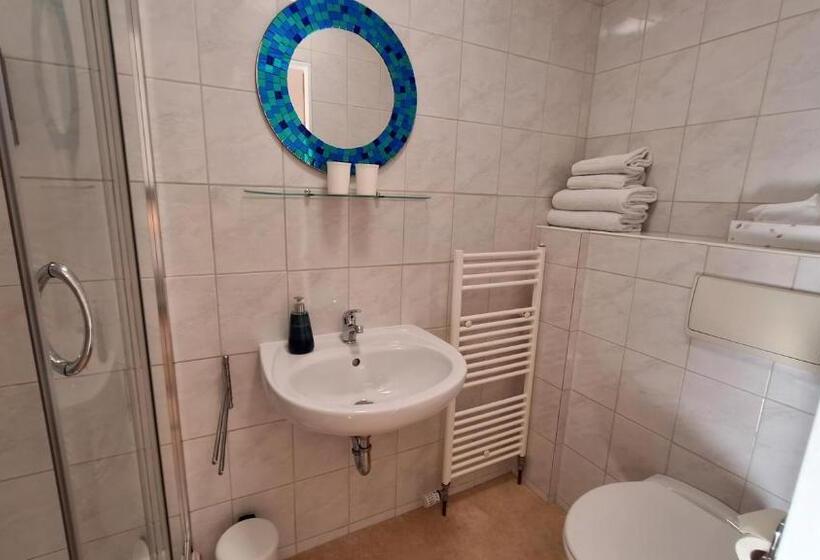 חדר סטנדרט עם מרפסת, Haus Hepi B&b