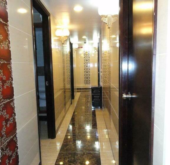 اتاق استاندارد یک نفره, Paris Guest House