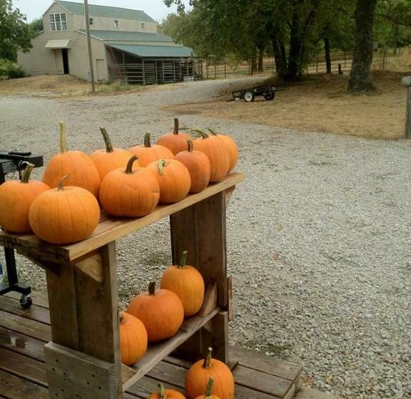 Номер Стандарт Совместная Ванная, Netherfield Natural Farm