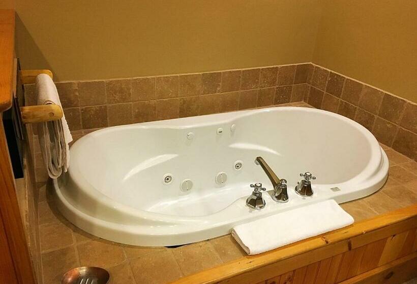 キングサイズベッドのスタンダードルーム, The Fern Lodge