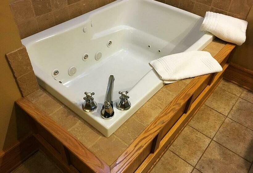 キングサイズベッドのデラックスルーム, The Fern Lodge