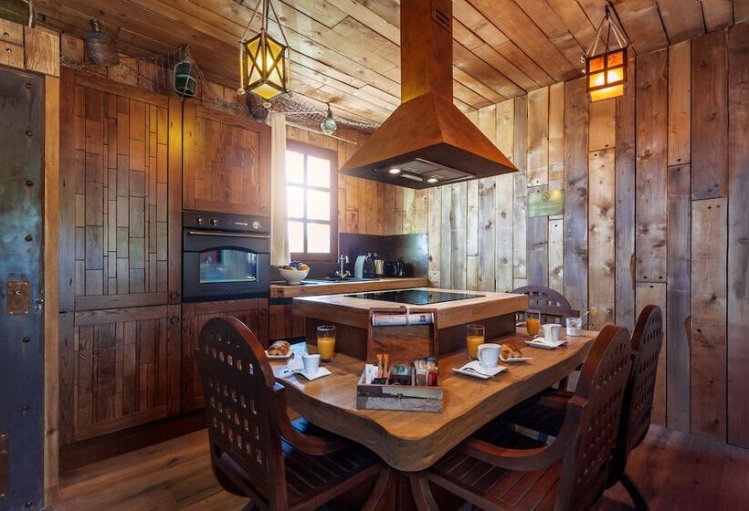 جناح, Camping Cap D Agde