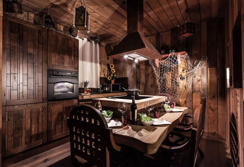 جناح, Camping Cap D Agde