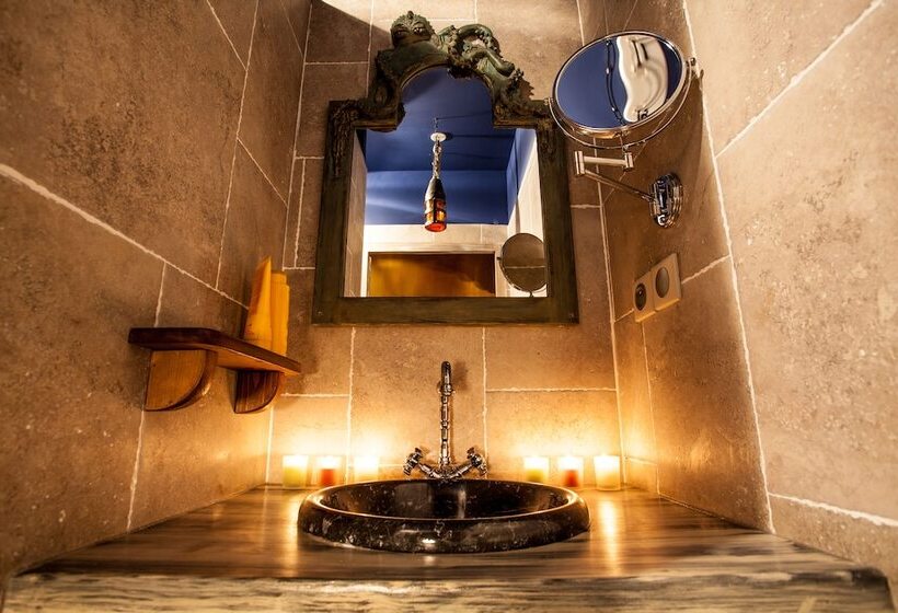 جناح, Camping Cap D Agde