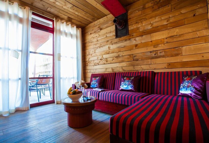 جناح, Camping Cap D Agde