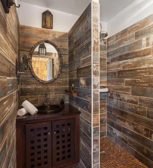 جناح برستيج, Camping Cap D Agde