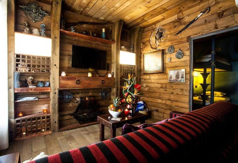 جناح, Camping Cap D Agde