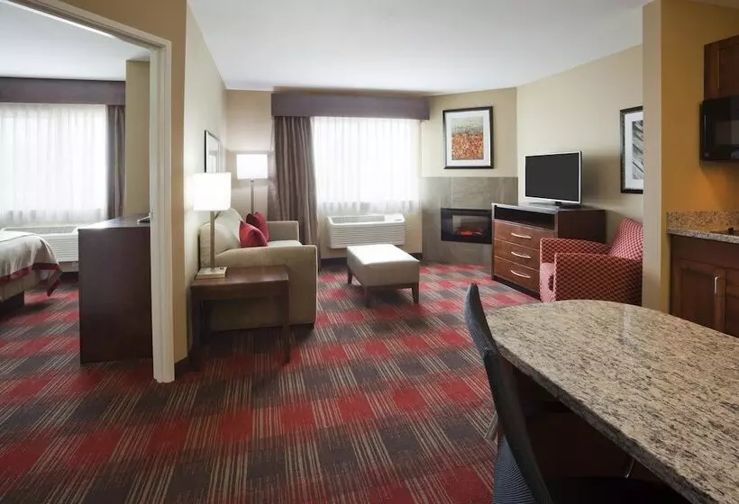 スイート, Gateway Park Hotel And Suites   Tea Sioux Falls