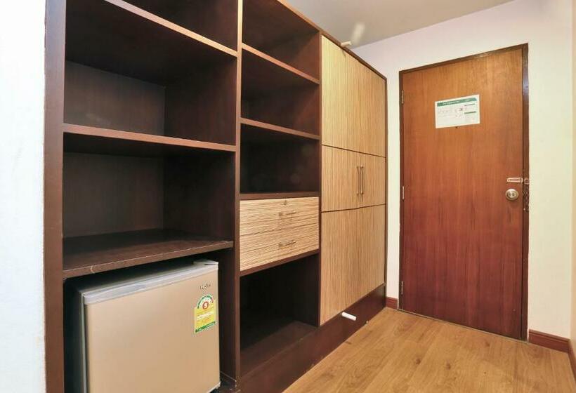 اتاق استاندارد, Pattra Mansion By Aksara Collection