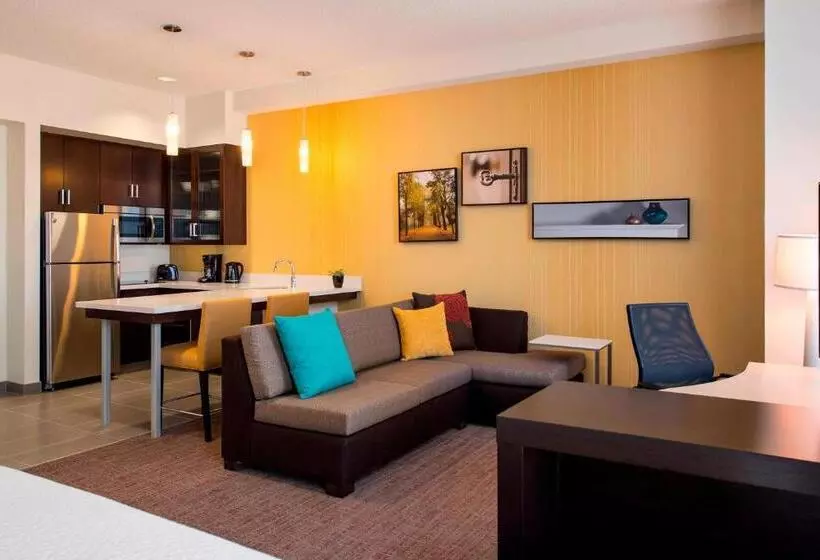 Standard-studio King-vuode, Residence Inn By Marriott Calgary South