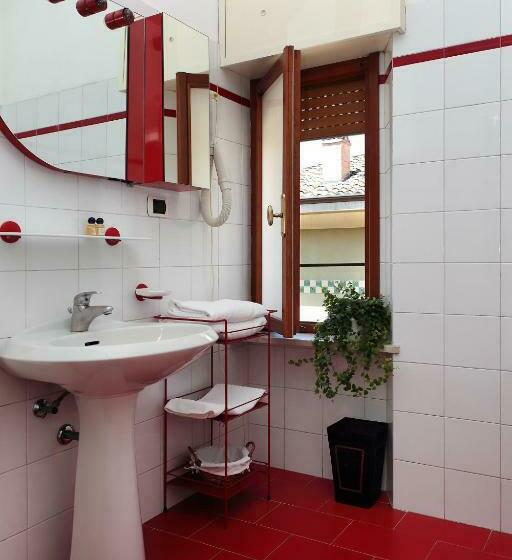 استودیوی استاندارد, Residence Liberty