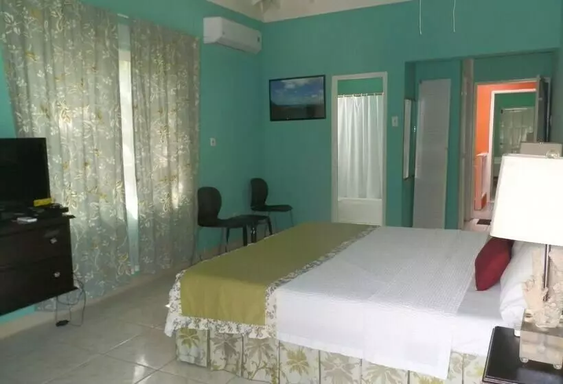 استودیوی پریمیوم, Montego Bay Club Resort