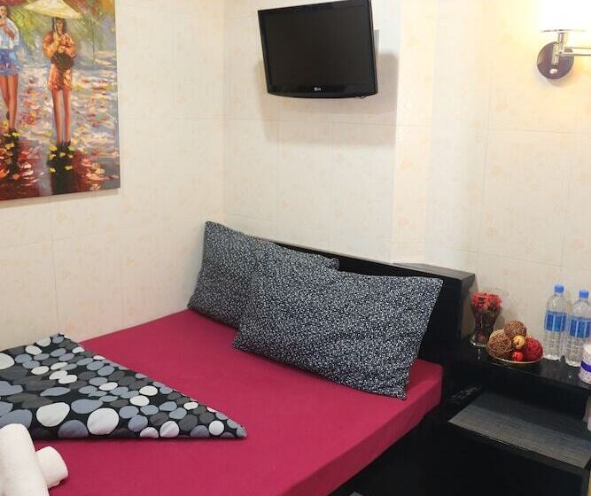 اتاق استاندارد, Paris Guest House