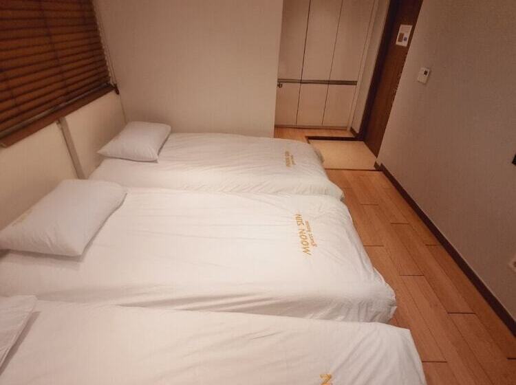 Cameră Triplă Standard, Moon Sun Guesthouse