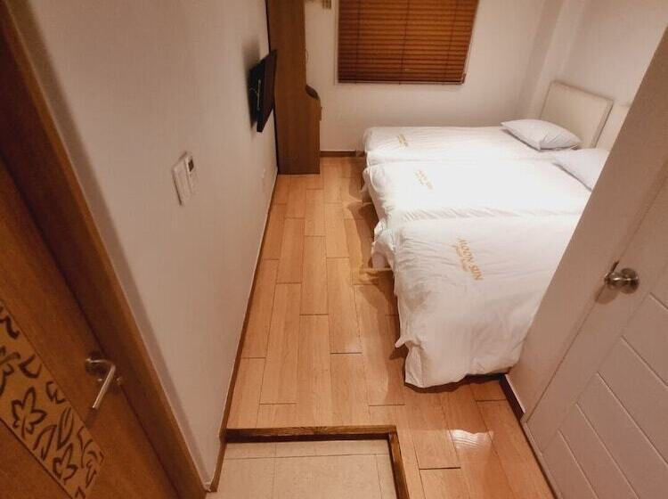 Cameră Triplă Standard, Moon Sun Guesthouse