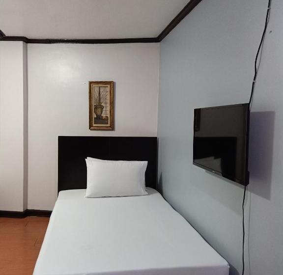 חדר דלוקס לשלושה, The Gabriella Bed And Breakfast