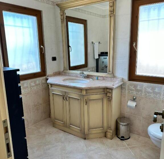 带1个卧室和海景的别墅, Casa Dell Arte Hotel Of Arts & Leisure