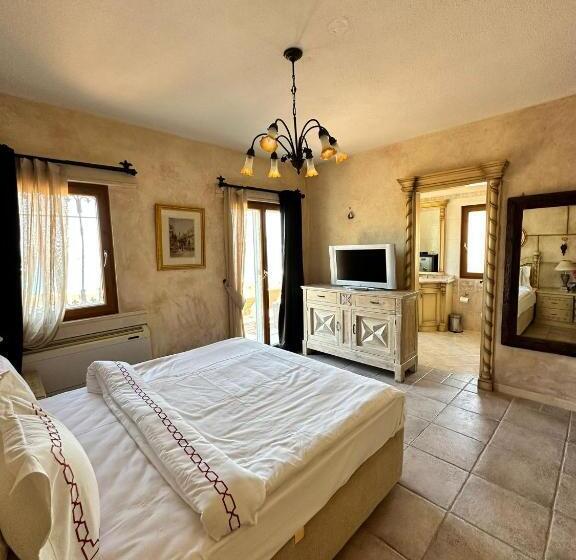 带1个卧室和海景的别墅, Casa Dell Arte Hotel Of Arts & Leisure